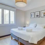 아파트 Le Gambetta - T3 Standing Avec Parking, Wifi, Netflix 라발