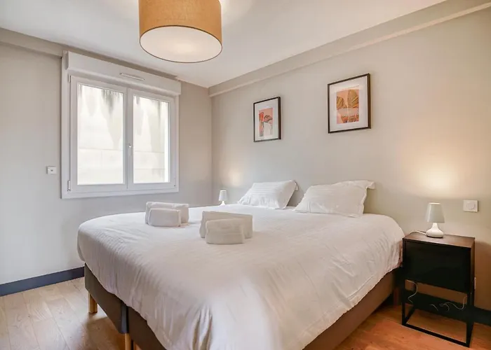 Le Gambetta - T3 Standing Avec Parking, Wifi, Netflix 公寓